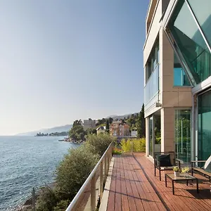 https://apartments-villa-arentz.primorje-gorskikotar.com